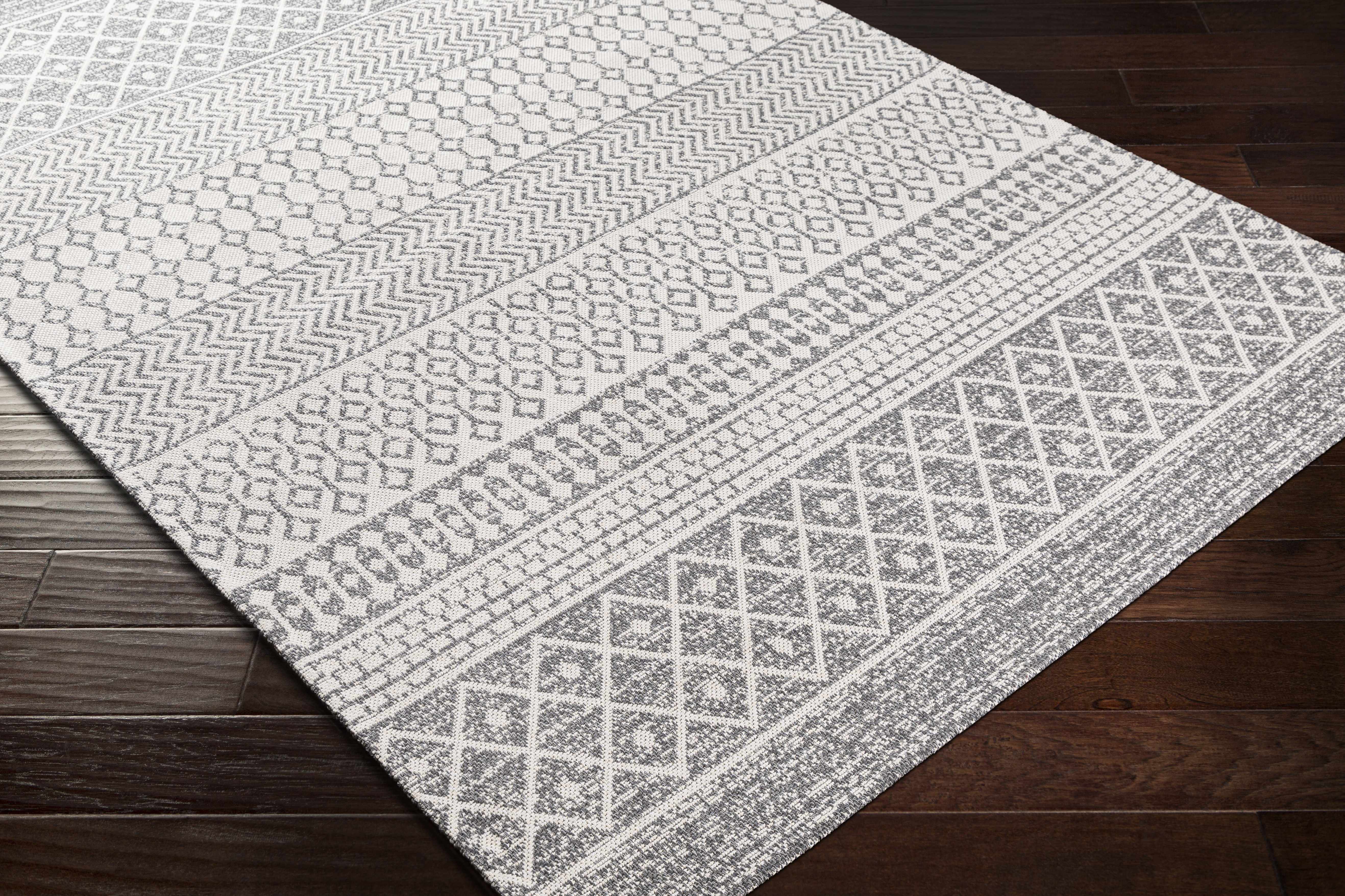 Lester 2' x 2'9in Cotton Washable Area Rug - Hauteloom