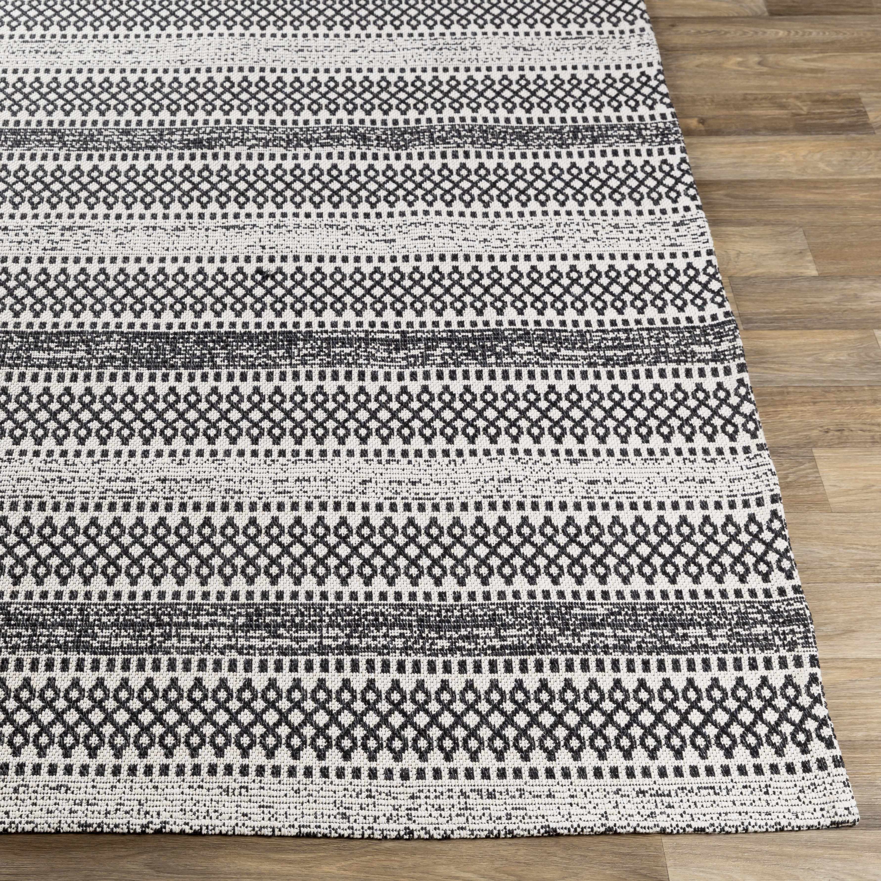 Planada 2' x 2'9in Cotton Washable Area Rug - Hauteloom