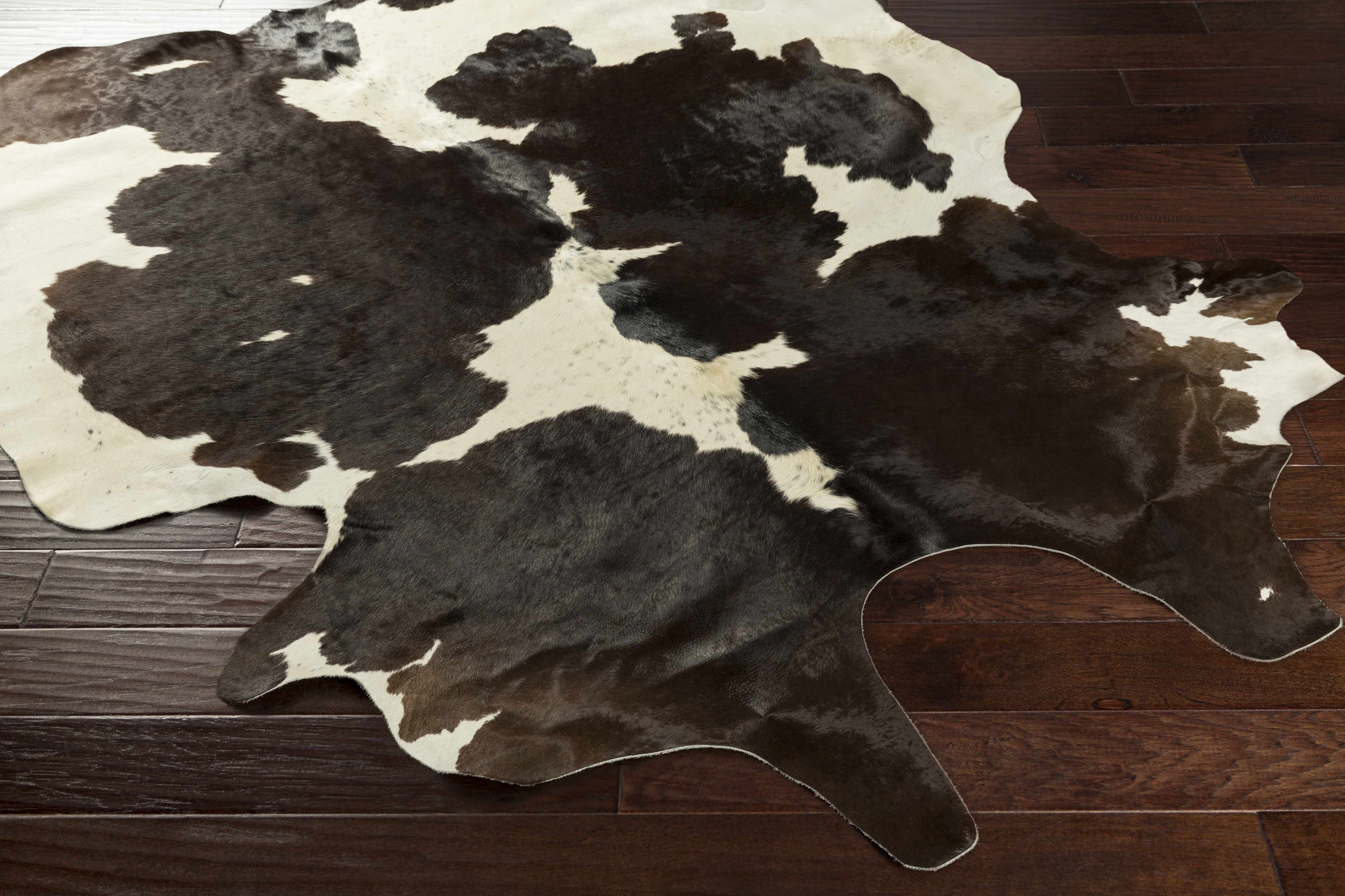 Rainham 5' x 7' Hide, Leather & Fur Cowhide Area Rug - Hauteloom