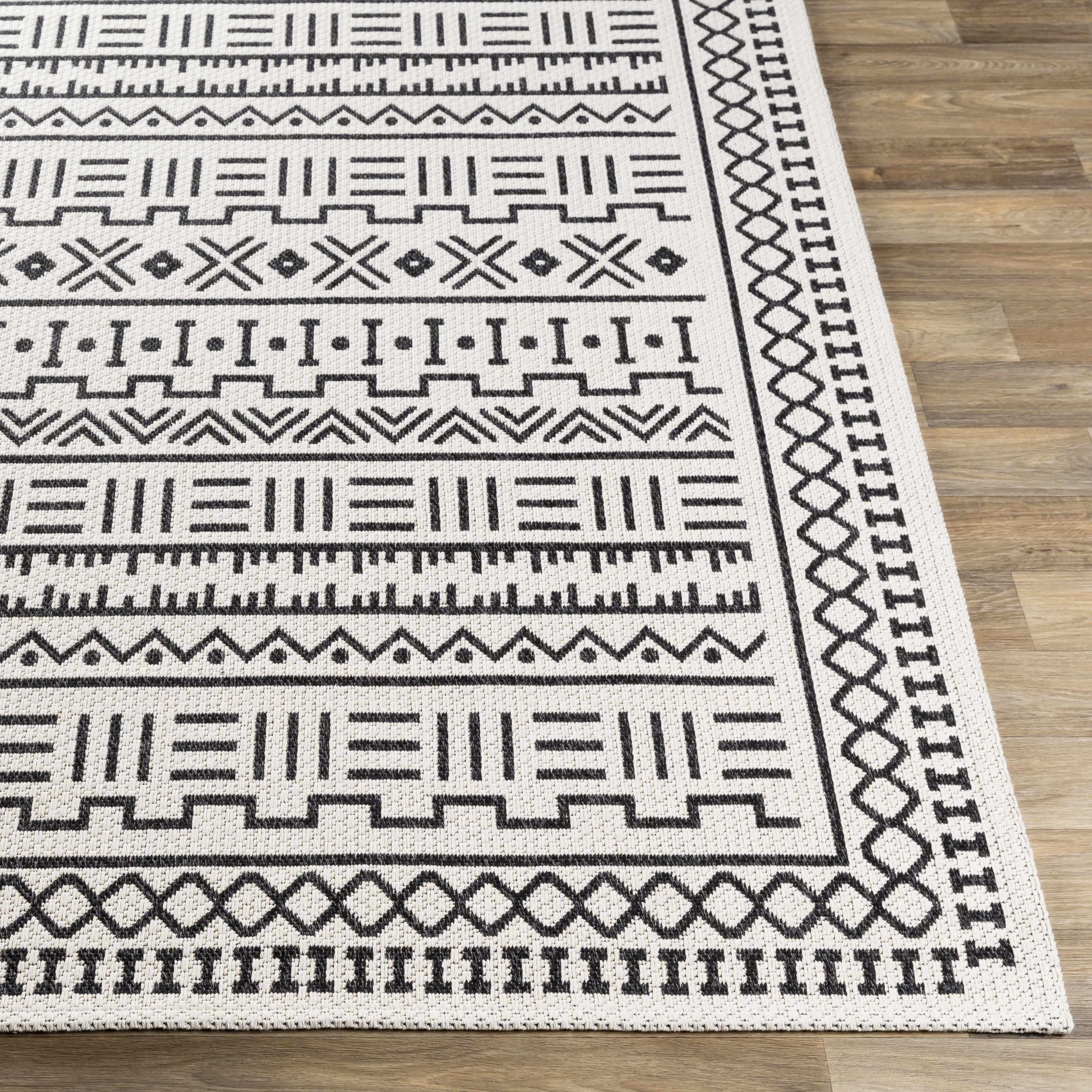 Ashbury 6'4in x 9' Cotton Area Rug - Hauteloom