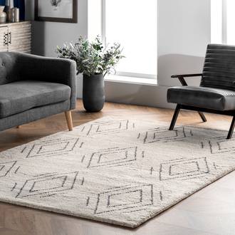 Ivory Gordian Hand Knotted Fluttery Diamonds rug