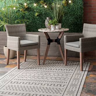 Light Gray Brunch Native Indoor/Outdoor With Tassels rug