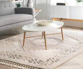 Beige Grooven Shaggy Barbed Medallion Tassel rug