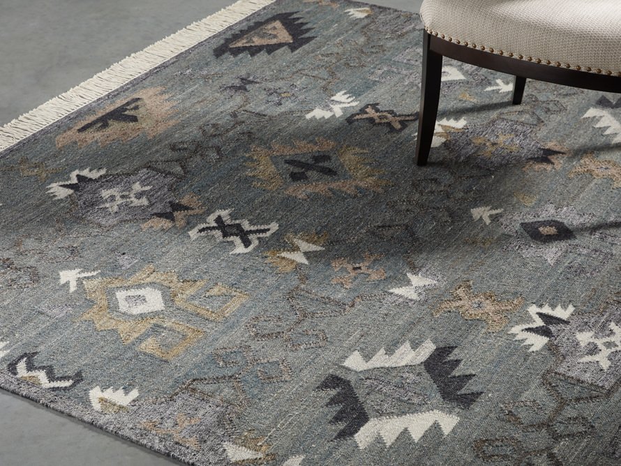 Layton 9x12 Handwoven Rug in Grey