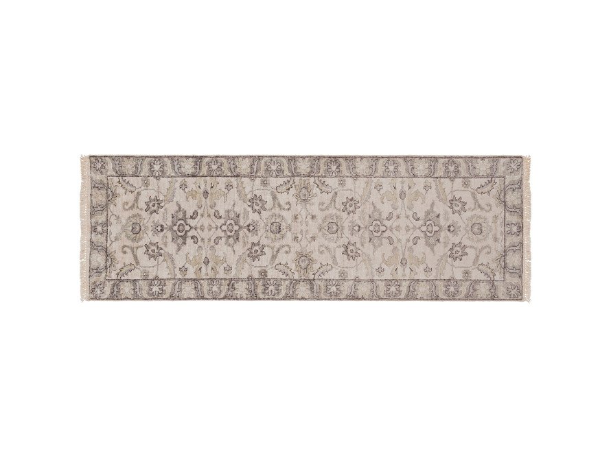 Clea 2'6in X 8' Hand Knotted Runner