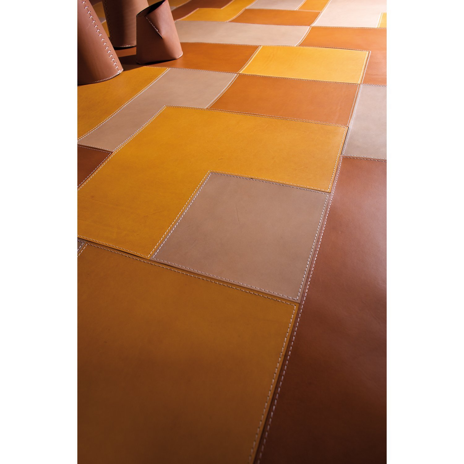Carpet Mathé - Light - 39.3in x 94.4in