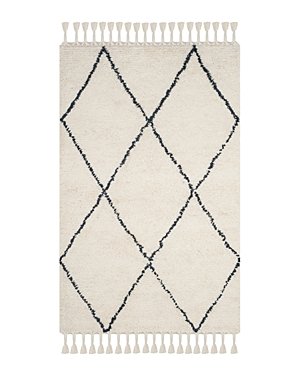 Safavieh Casablanca Collection Area Rug, 4' x 6'