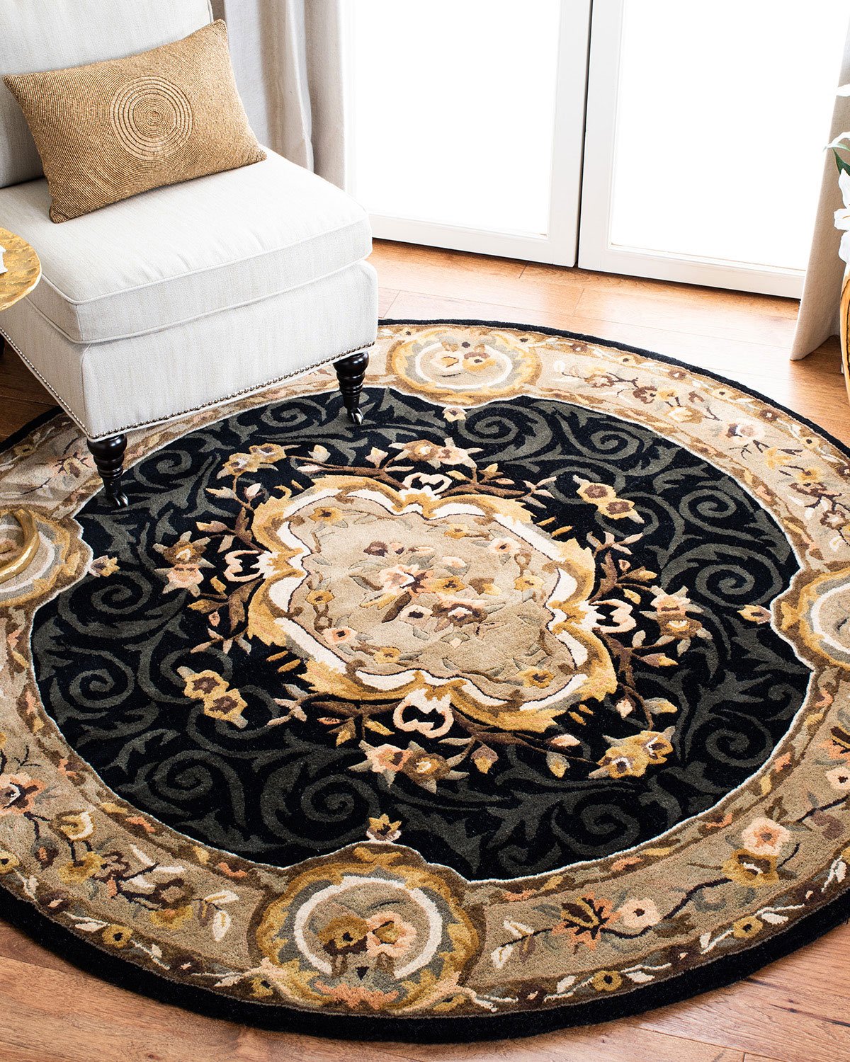 Aubusson Night Rug, 6' Round