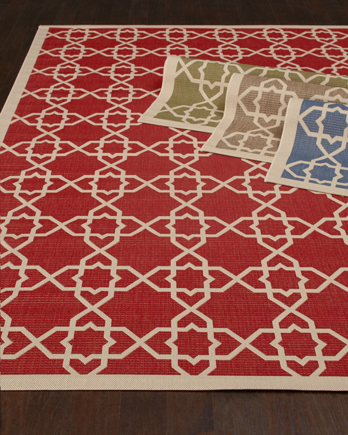 Locking Hex Rug, 6'7in Square