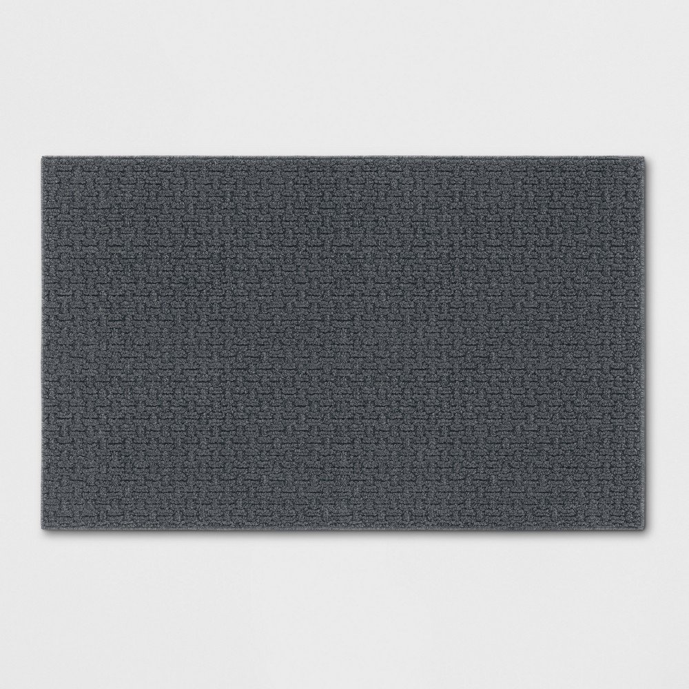 2'6inx3'10in/30inx46in Solid Washable Tufted Accent Rug Gray - Made By Design™